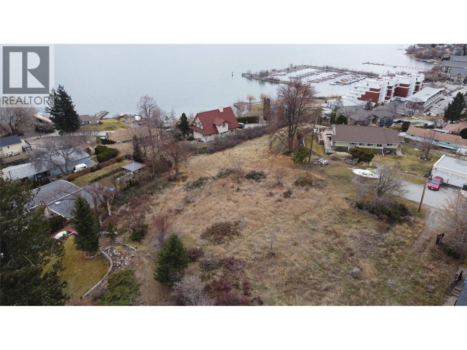 Century Street Unit# 5716 Summerland Photo 6