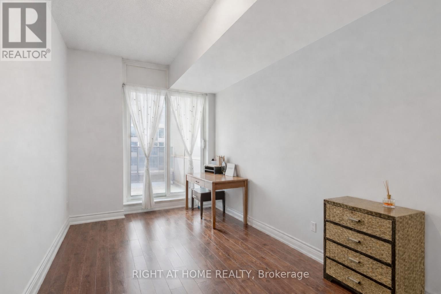 1909 - 8 Rean Drive, Toronto, Ontario  M2K 3B9 - Photo 19 - C12766662