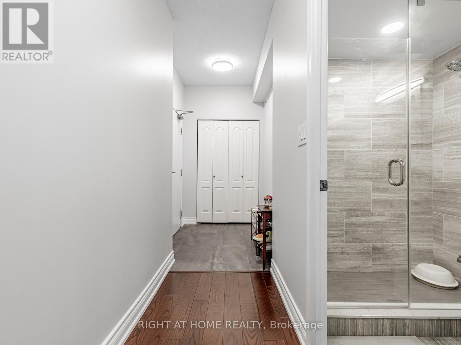 1909 - 8 Rean Drive, Toronto, Ontario  M2K 3B9 - Photo 3 - C12766662