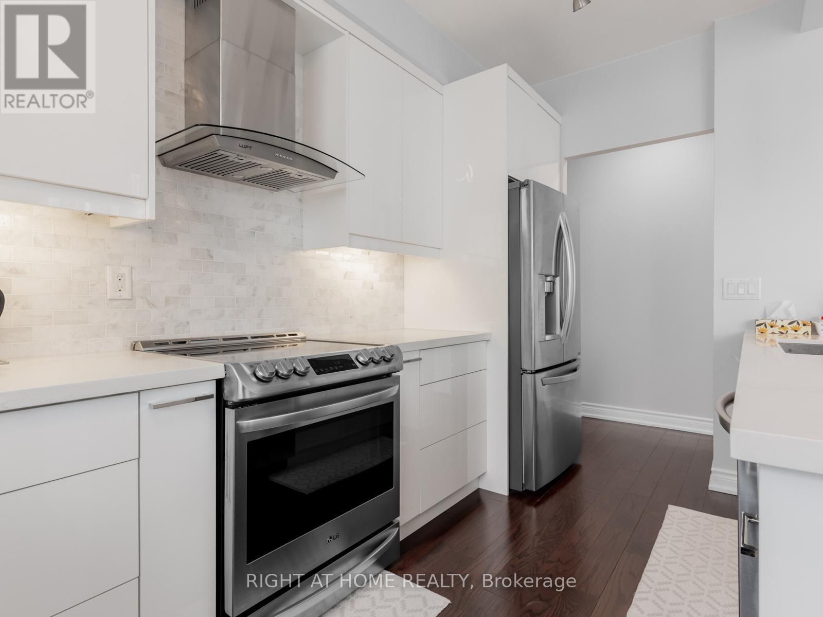 1909 - 8 Rean Drive, Toronto, Ontario  M2K 3B9 - Photo 6 - C12766662