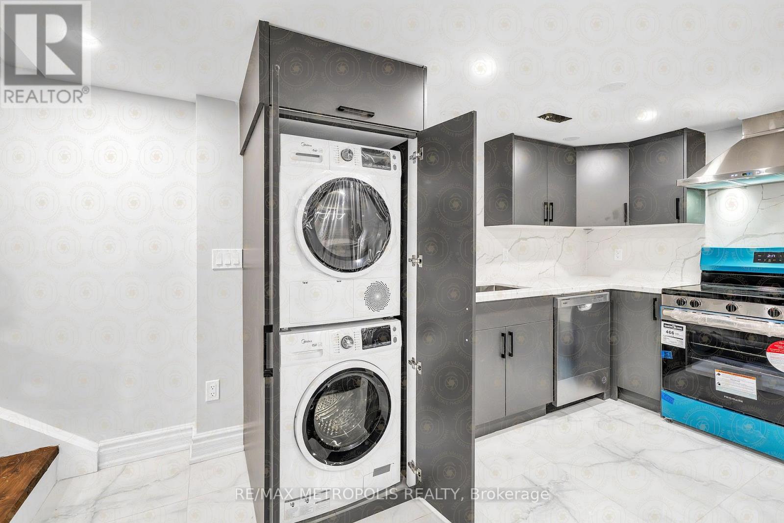 Basement - 1391 Garvolin Avenue, Pickering, Ontario  L1W 1J7 - Photo 8 - E12766660