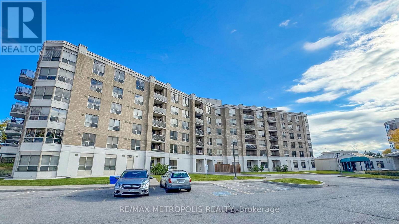 412 - 2200 John Street, Markham, Ontario  L3T 7S7 - Photo 4 - N12766572