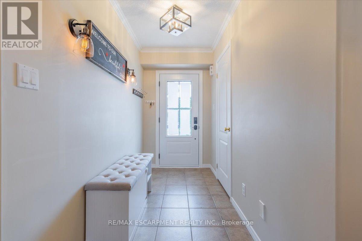 4 Ruthven Crescent, New Tecumseth, Ontario  L9R 0A7 - Photo 2 - N12766622