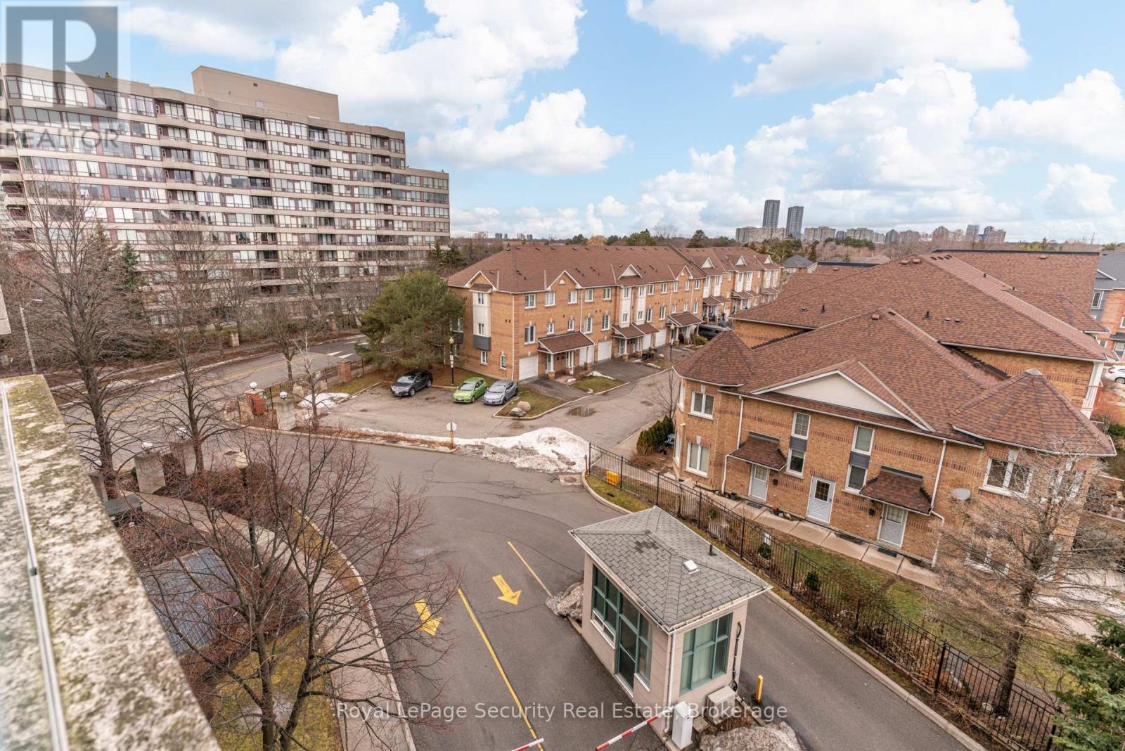 512 - 1 Emerald Lane, Vaughan, Ontario  L4J 8N2 - Photo 37 - N12766654