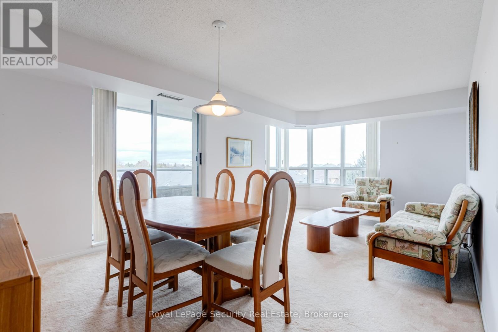 512 - 1 Emerald Lane, Vaughan, Ontario  L4J 8N2 - Photo 7 - N12766654