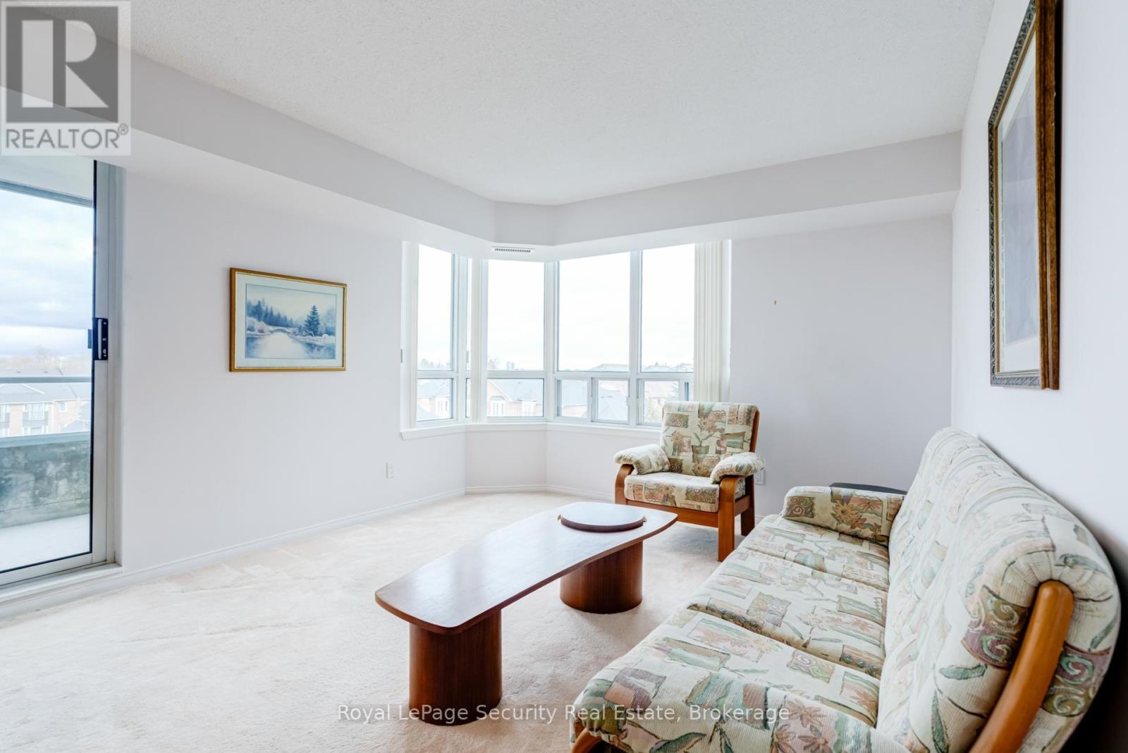 512 - 1 Emerald Lane, Vaughan, Ontario  L4J 8N2 - Photo 9 - N12766654