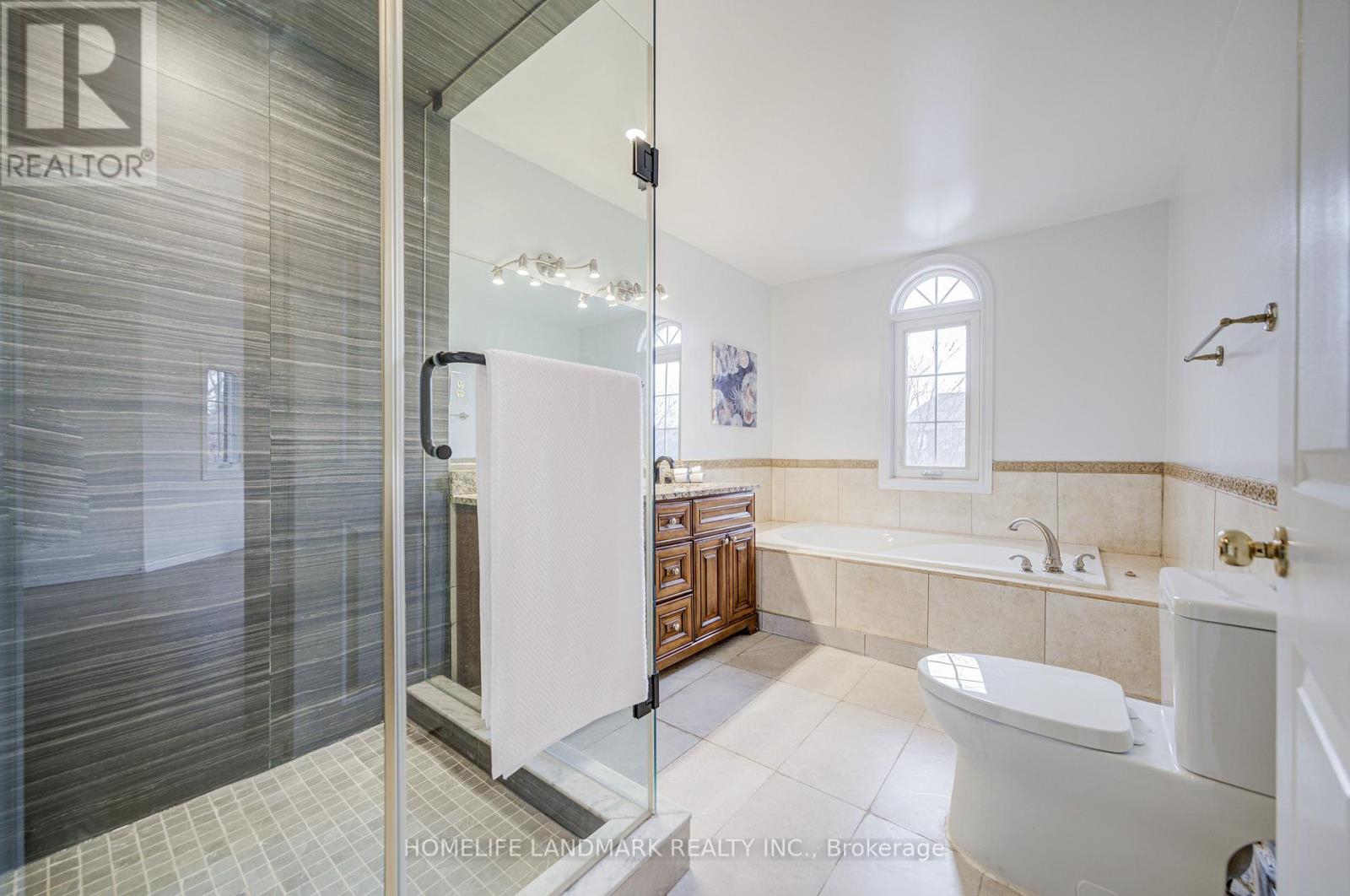 223 Deerglen Terrace, Aurora, Ontario  L4G 6Y5 - Photo 23 - N12766672