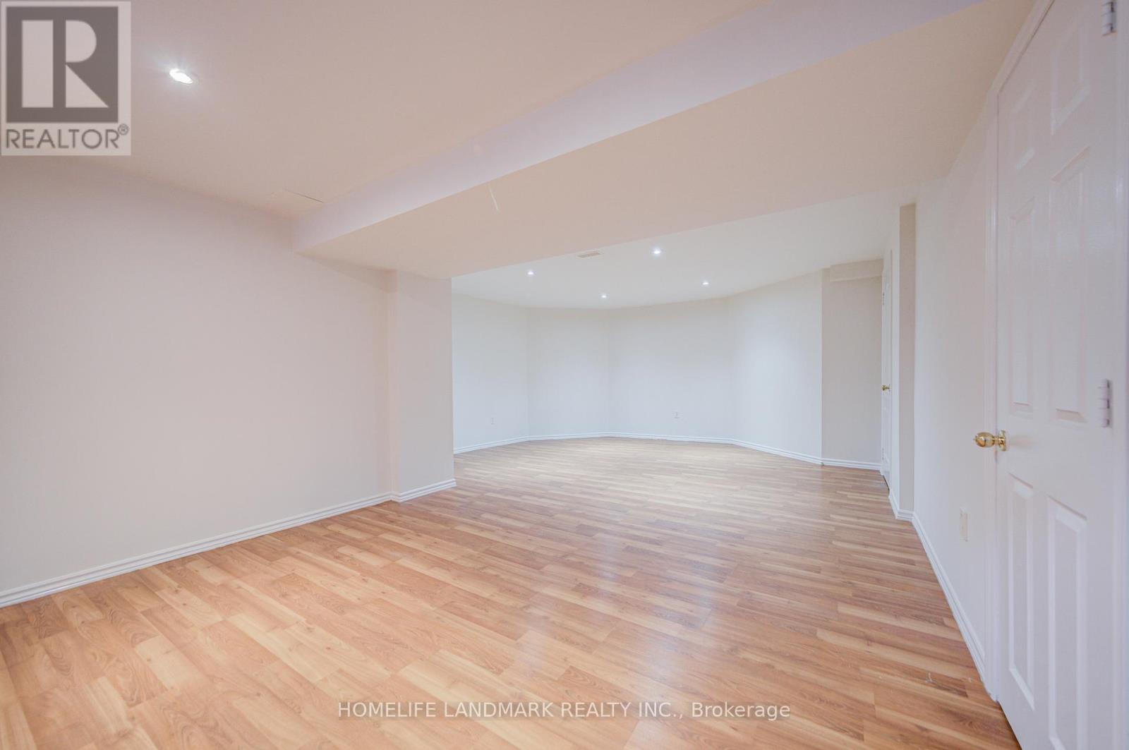 223 Deerglen Terrace, Aurora, Ontario  L4G 6Y5 - Photo 36 - N12766672