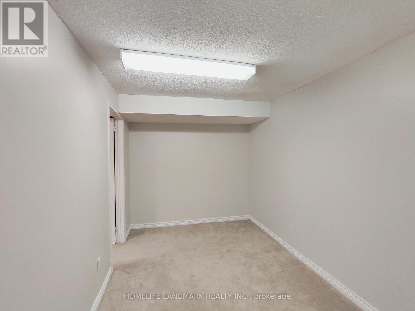 15 Mary Elizabeth Crescent, Markham, Ontario  L3R 9M2 - Photo 8 - N12766676