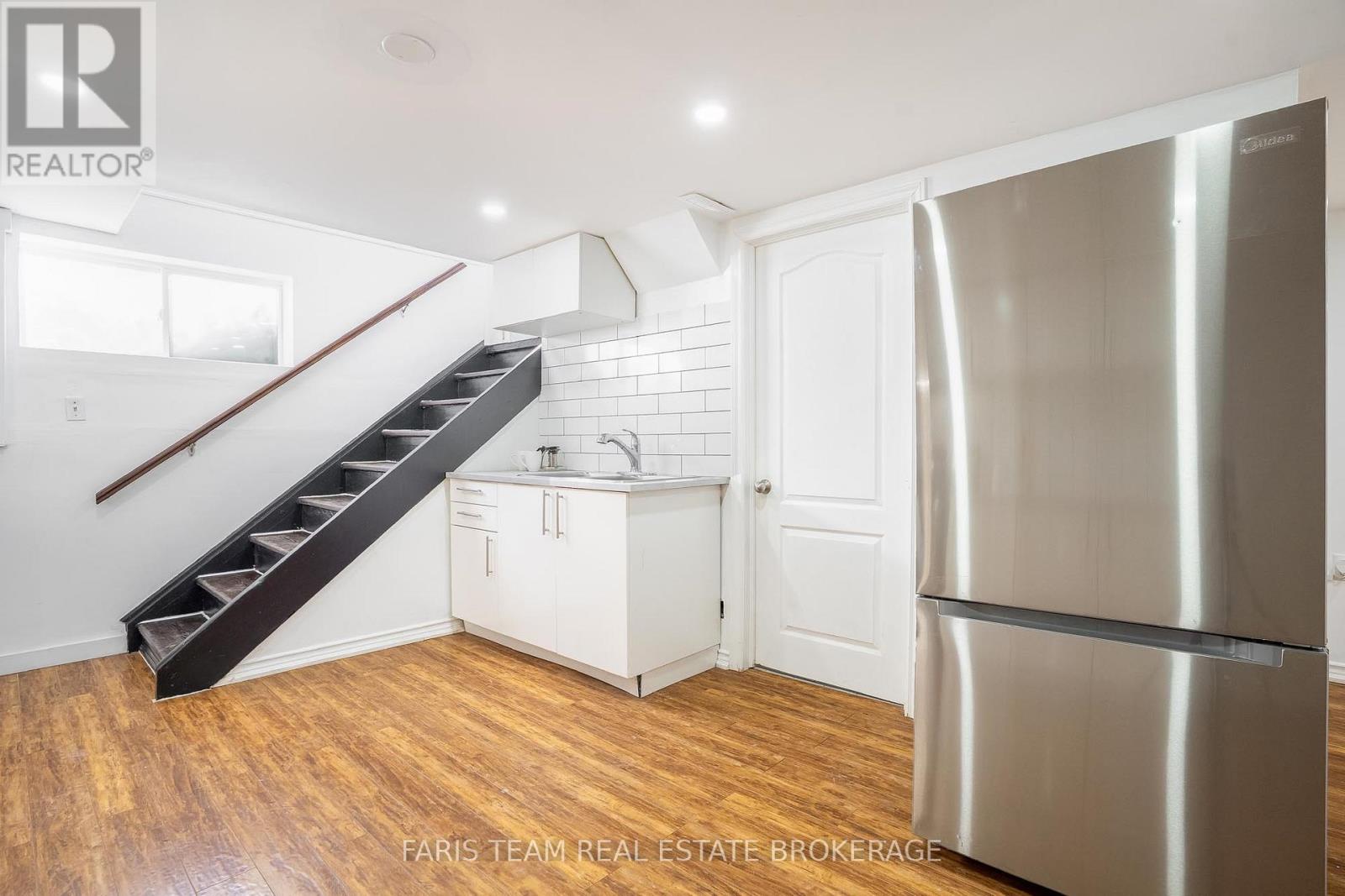 6950 Yonge Street, Innisfil, Ontario  L9S 4P2 - Photo 27 - N12766684