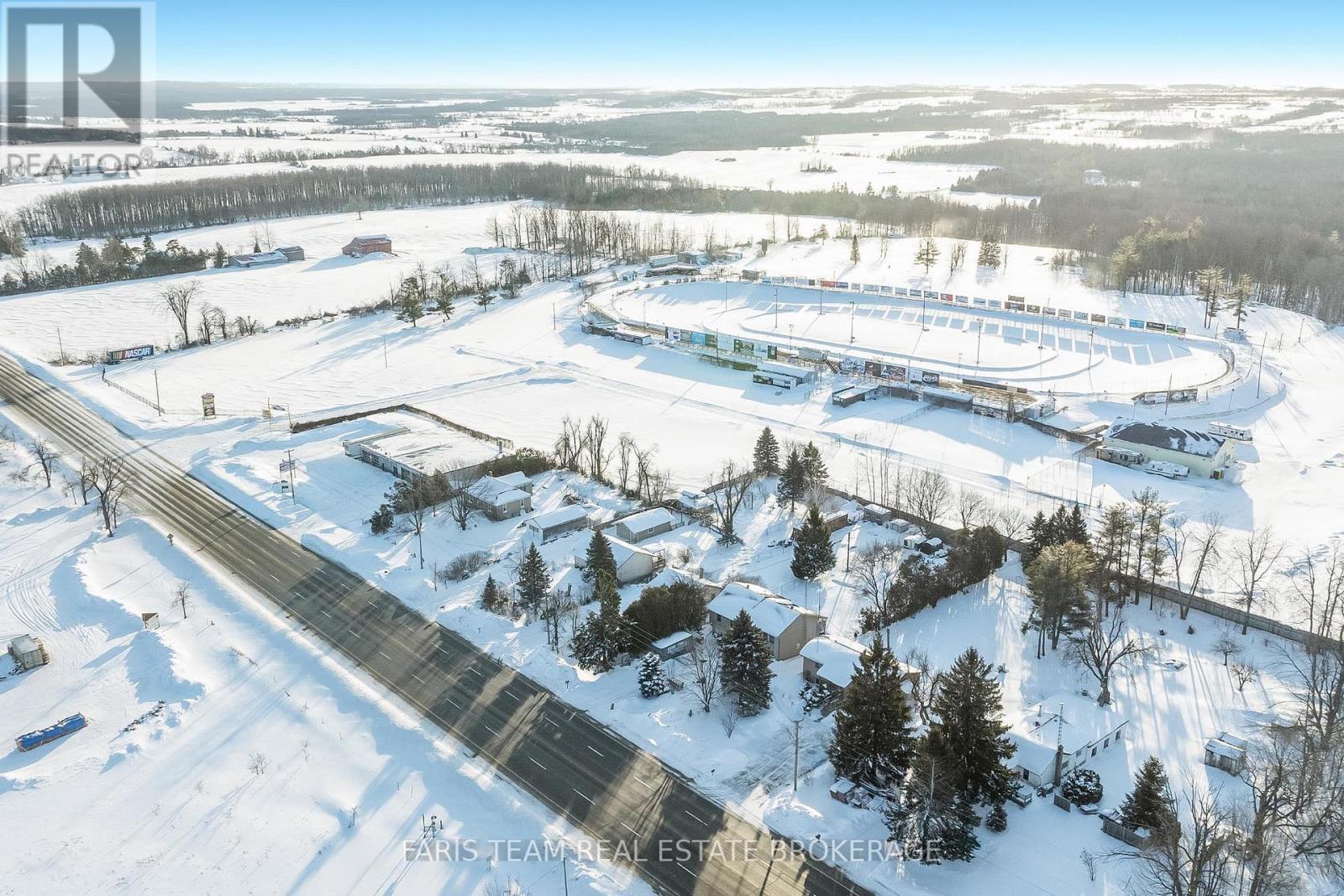 6950 Yonge Street, Innisfil, Ontario  L9S 4P2 - Photo 47 - N12766684