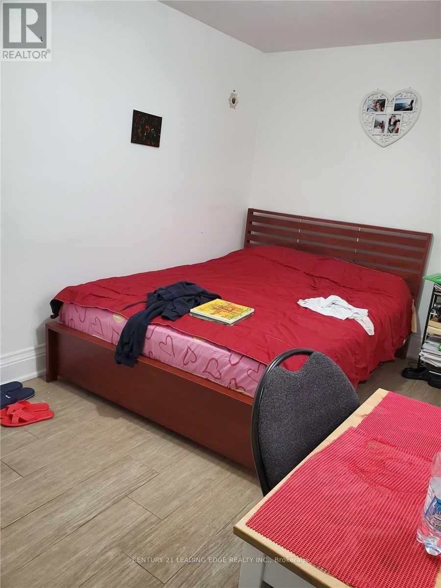 Lower 1 - 140 Gowan Avenue, Toronto, Ontario  M4J 2K6 - Photo 6 - E12766642