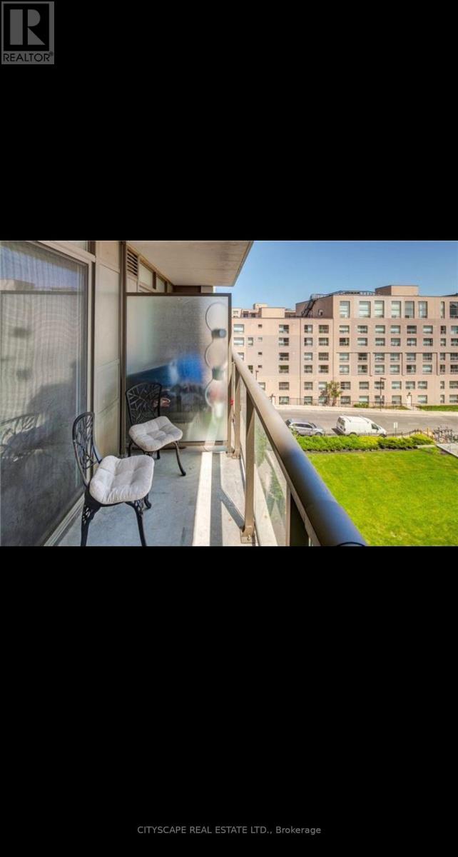 525 - 812 Lansdowne Avenue, Toronto, Ontario  M6H 4K5 - Photo 2 - W12759230