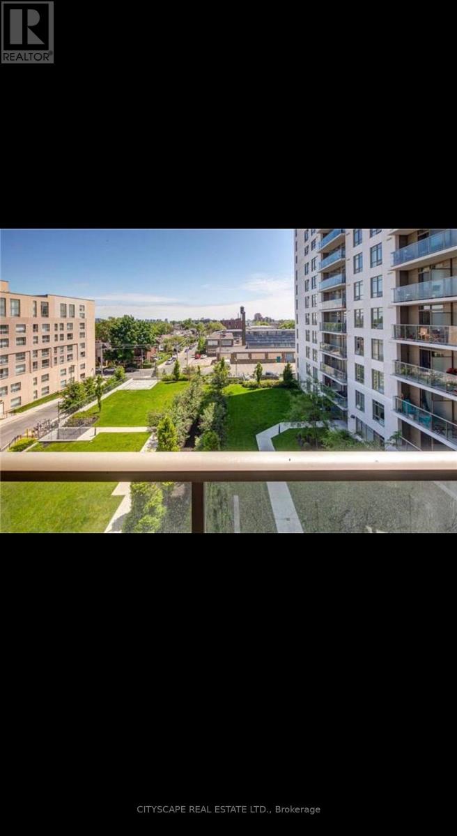 525 - 812 Lansdowne Avenue, Toronto, Ontario  M6H 4K5 - Photo 3 - W12759230