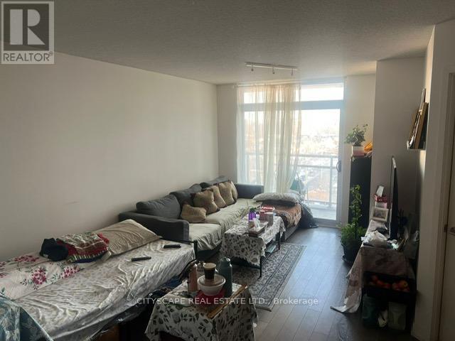 525 - 812 Lansdowne Avenue, Toronto, Ontario  M6H 4K5 - Photo 7 - W12759230