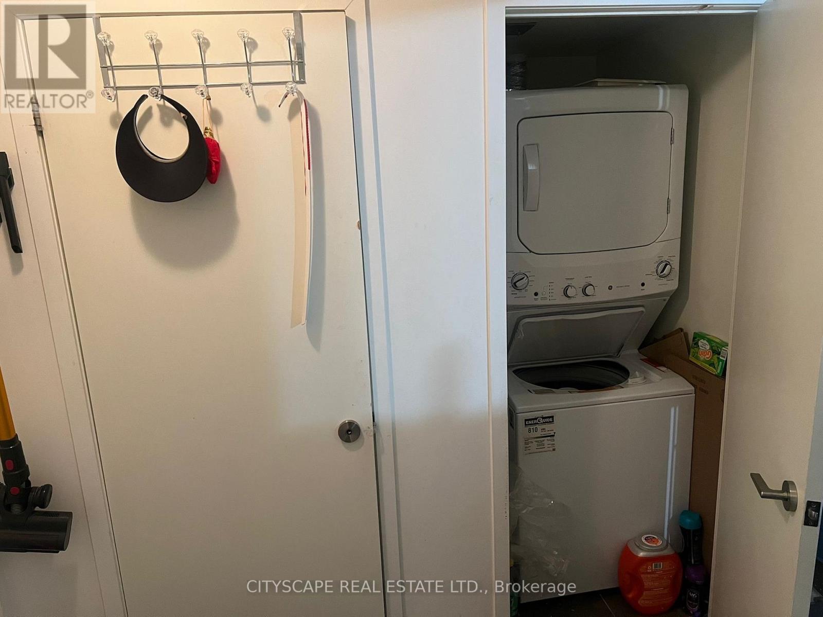 525 - 812 Lansdowne Avenue, Toronto, Ontario  M6H 4K5 - Photo 10 - W12759230