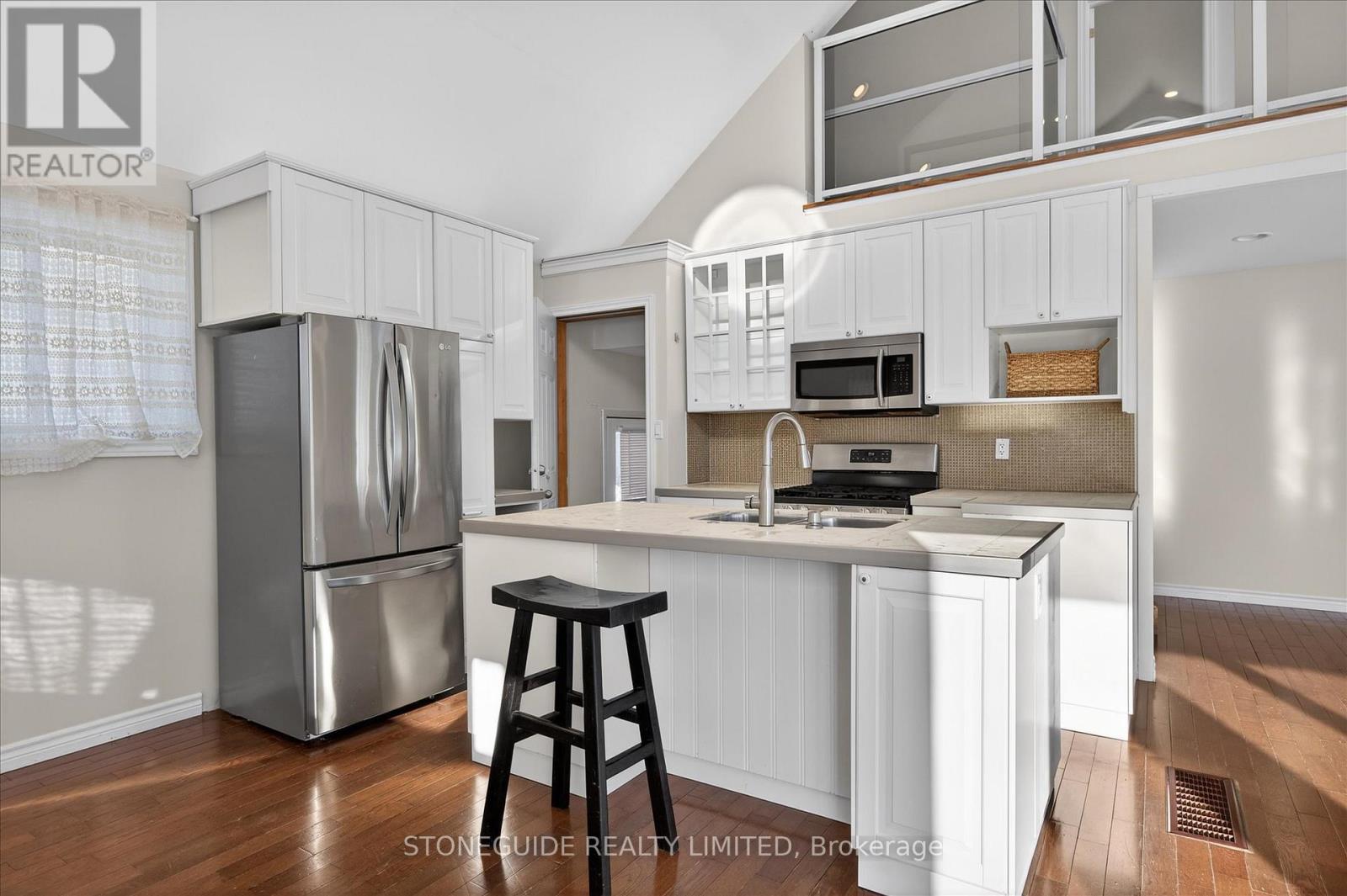 122 Fradette Avenue, Peterborough, Ontario  K9J 1T5 - Photo 7 - X12764870