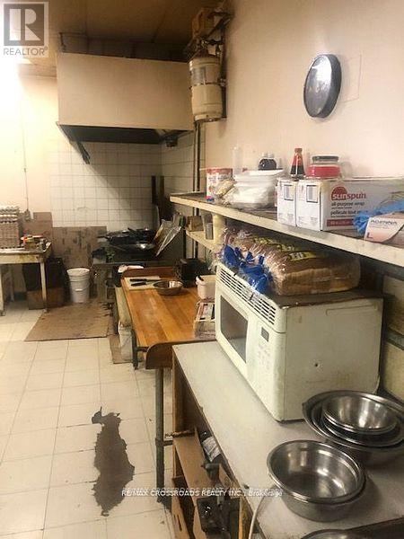 2100 Dundas Street E, Mississauga, Ontario  L4X 1L9 - Photo 14 - W12766580