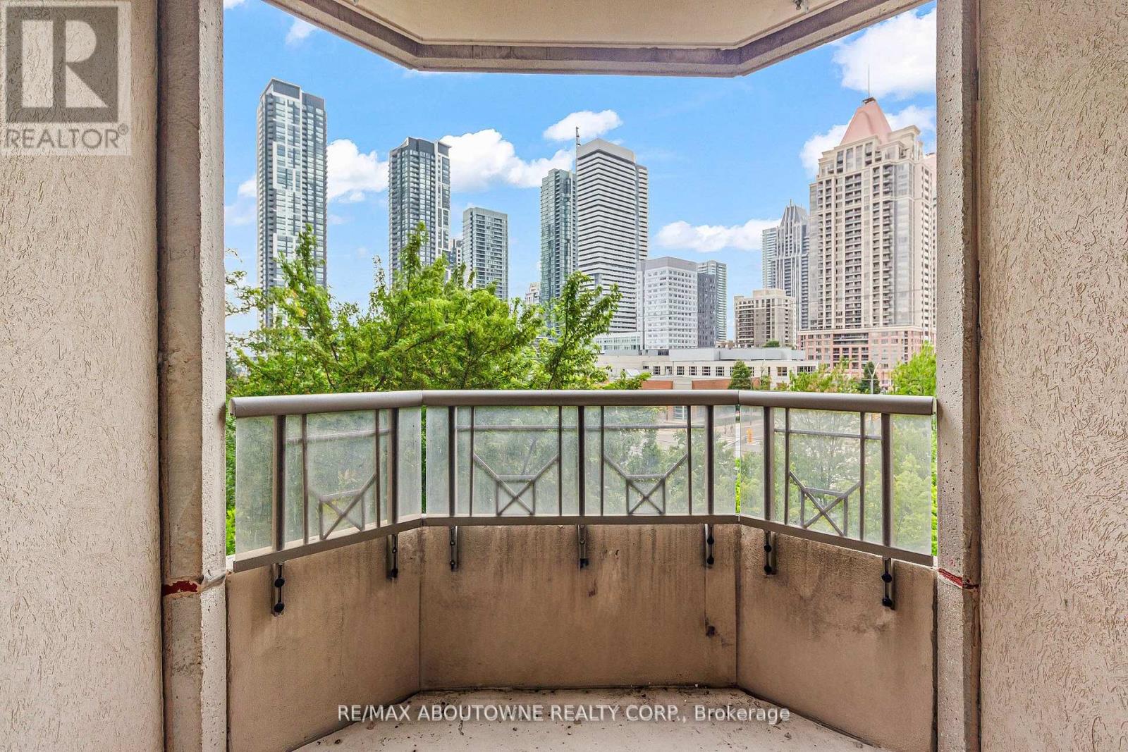 401 - 310 Burnhamthorpe Road W, Mississauga, Ontario  L5B 4P9 - Photo 15 - W12766590