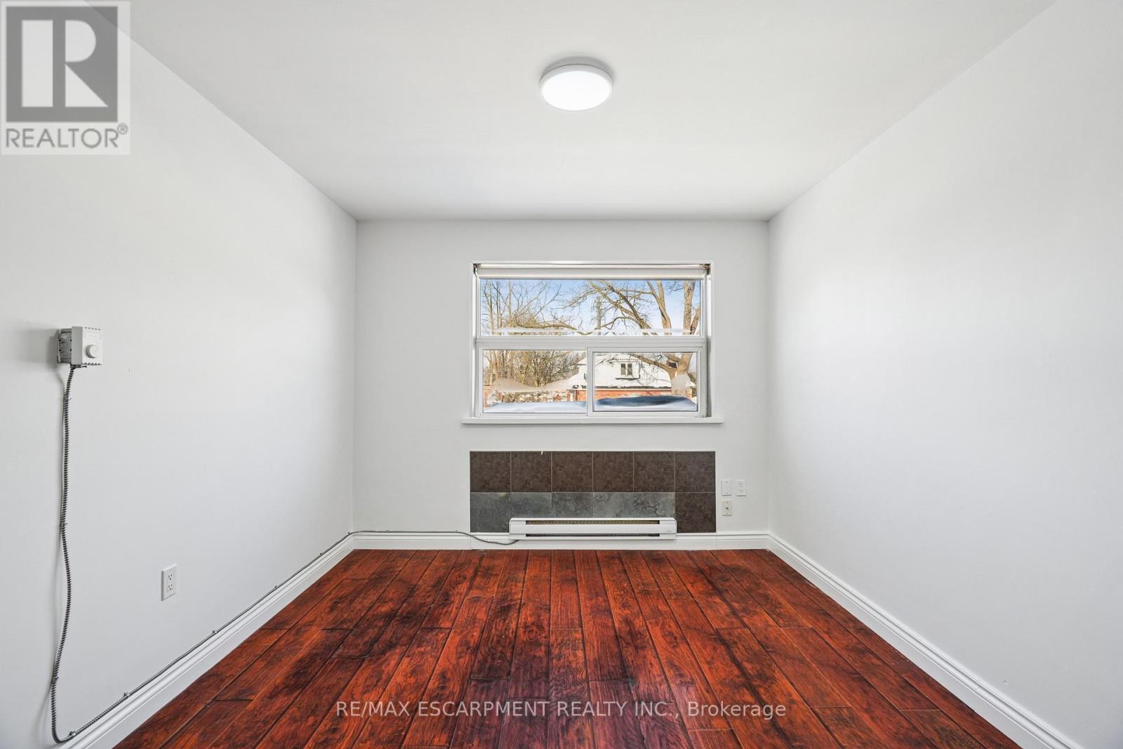 #4 - 1 Elgin Street N, Halton Hills, Ontario  L7J 2B2 - Photo 21 - W12766608