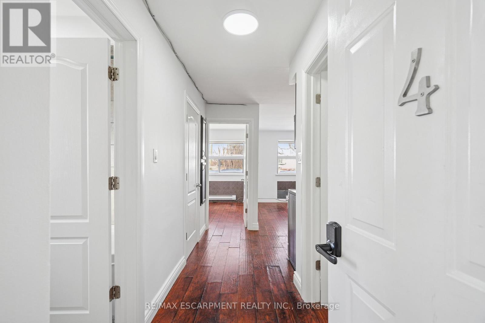 #4 - 1 Elgin Street N, Halton Hills, Ontario  L7J 2B2 - Photo 6 - W12766608