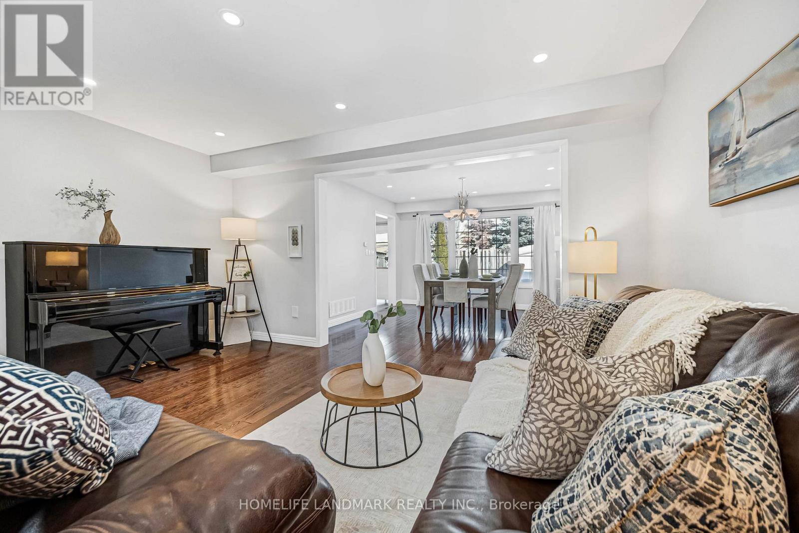 5303 Russell View Road, Mississauga, Ontario  L5M 5W1 - Photo 10 - W12766612