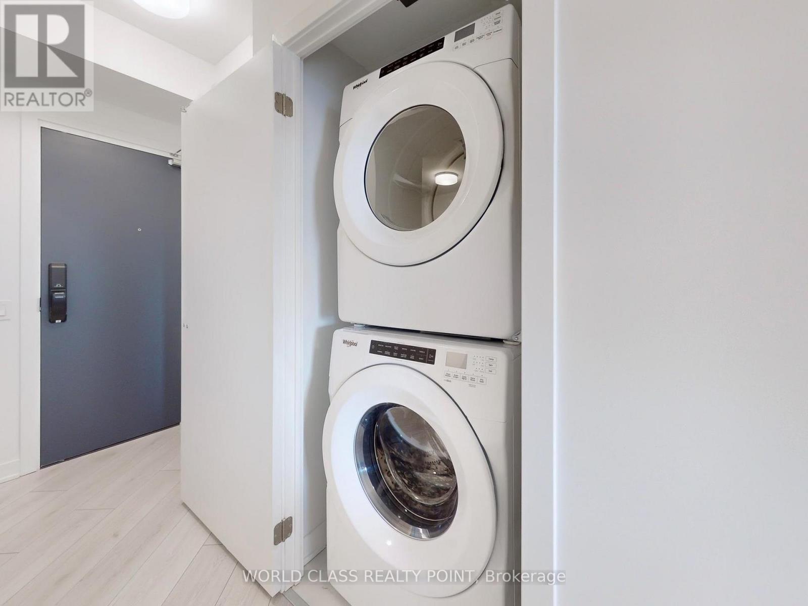 818 - 395 Dundas Street W, Oakville, Ontario  L6M 5R8 - Photo 27 - W12766670