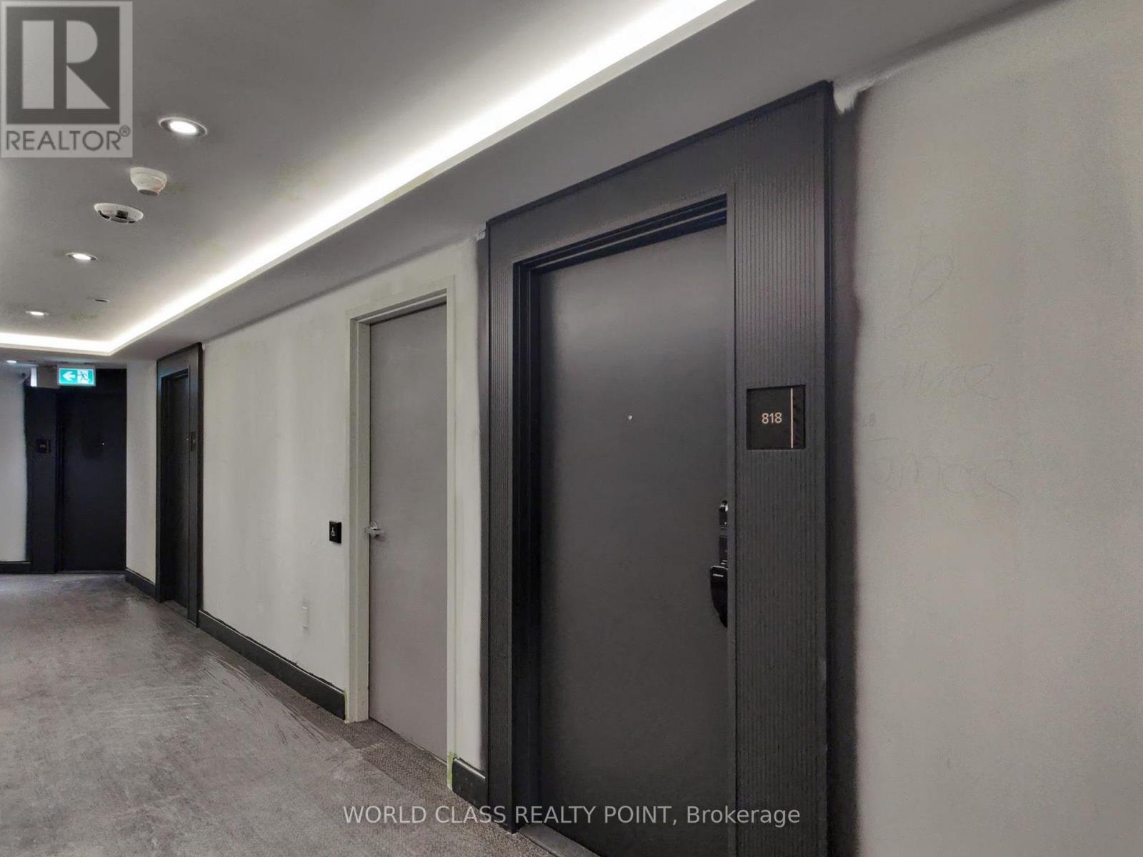 818 - 395 Dundas Street W, Oakville, Ontario  L6M 5R8 - Photo 30 - W12766670