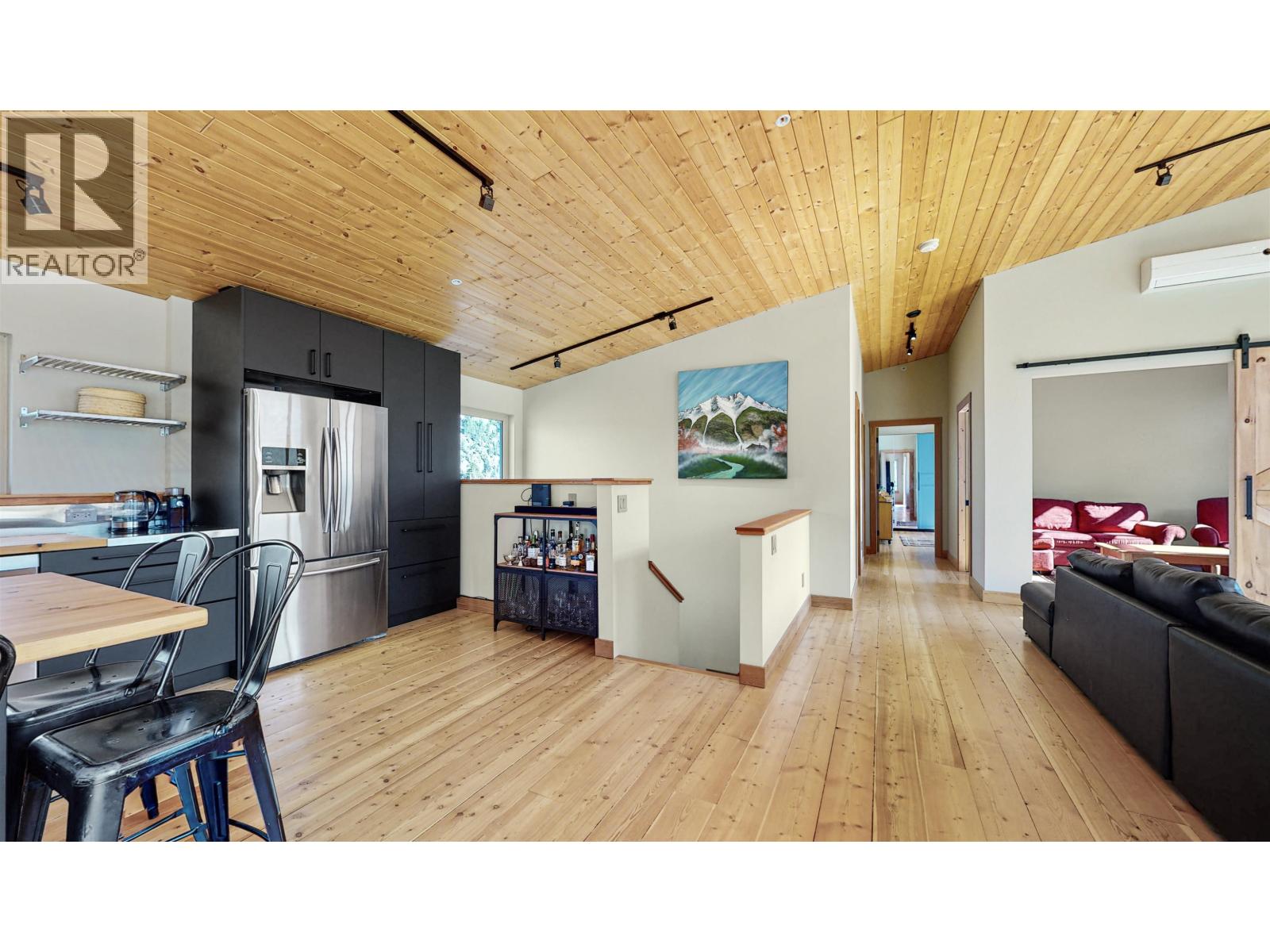 1380 Collins Road, Pemberton, British Columbia  V0N 2L1 - Photo 14 - R3087390