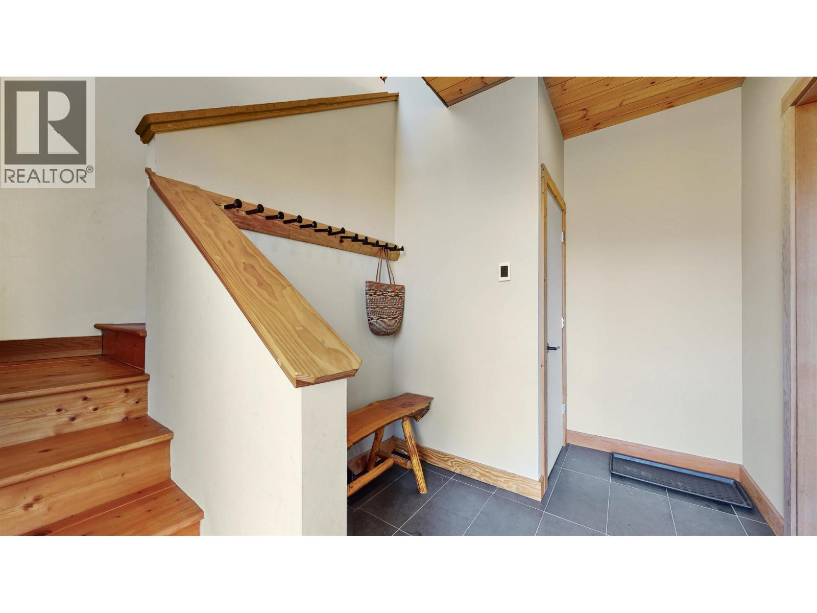 1380 Collins Road, Pemberton, British Columbia  V0N 2L1 - Photo 26 - R3087390