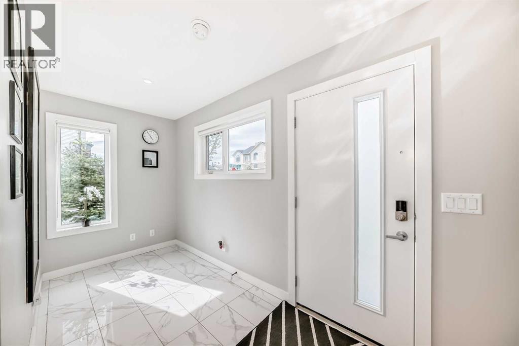 71 Skyview Ranch Avenue Ne, Calgary, Alberta  T3N 1Y8 - Photo 4 - A2280005