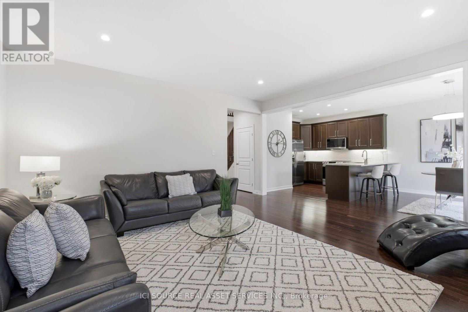 409 Valridge Drive, Hamilton, Ontario  L9G 0B2 - Photo 11 - X12766560