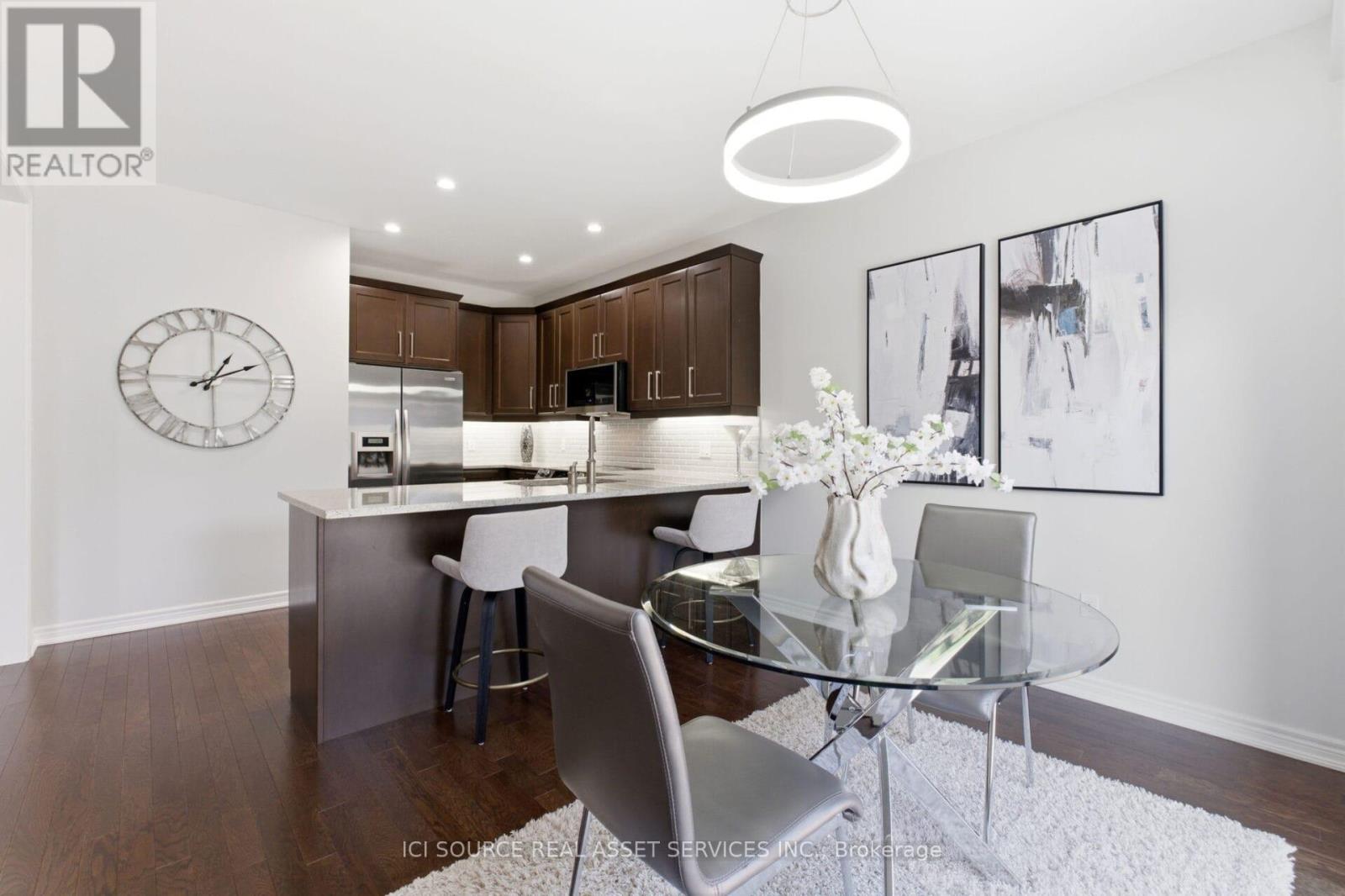 409 Valridge Drive, Hamilton, Ontario  L9G 0B2 - Photo 13 - X12766560