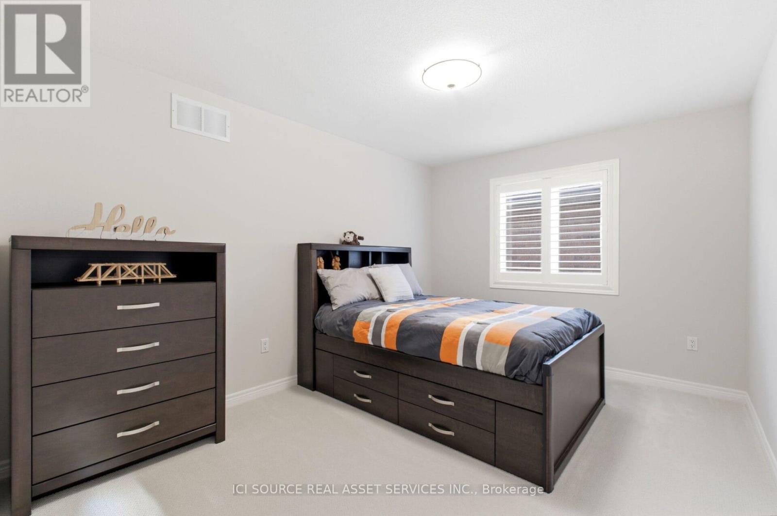 409 Valridge Drive, Hamilton, Ontario  L9G 0B2 - Photo 25 - X12766560