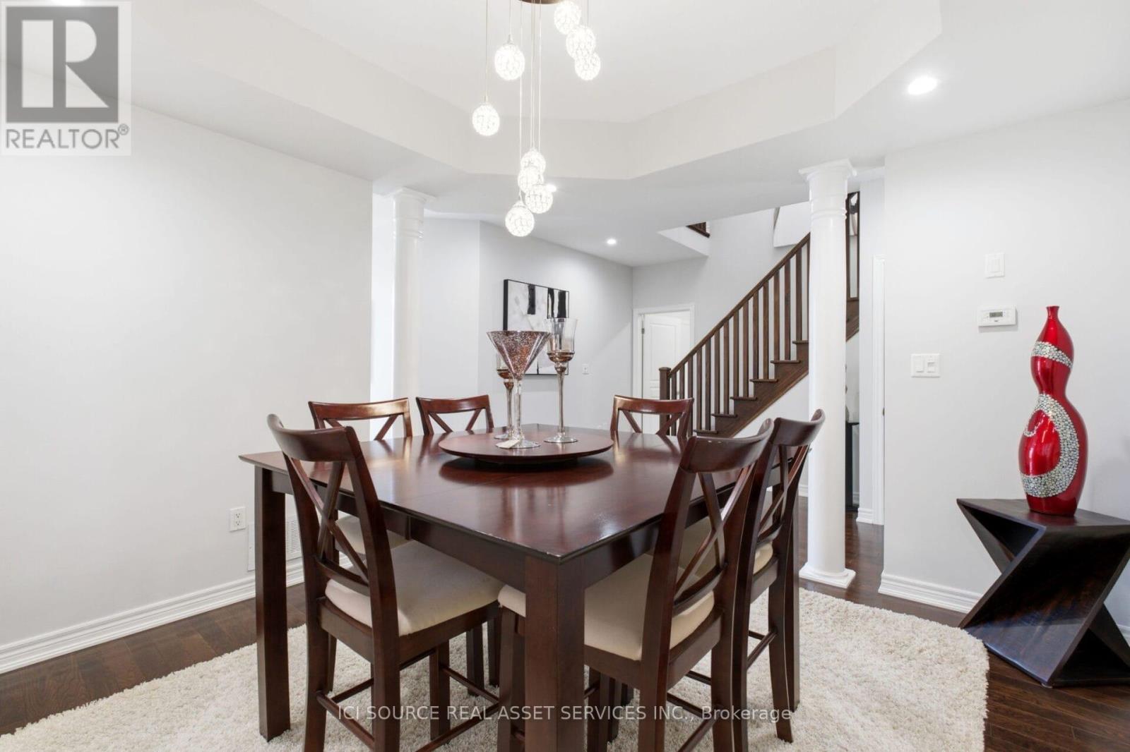 409 Valridge Drive, Hamilton, Ontario  L9G 0B2 - Photo 8 - X12766560