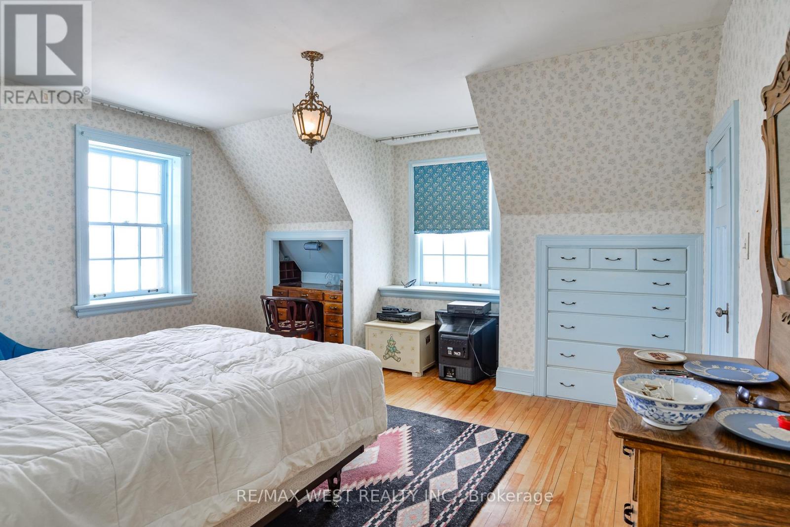 11 Short Street, Kawartha Lakes, Ontario  K0M 1N0 - Photo 5 - X12766614