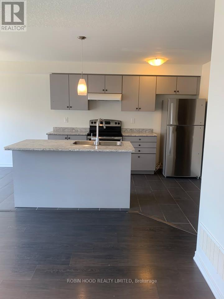 18 Cromarty Avenue, Haldimand, Ontario  N3W 0B6 - Photo 3 - X12766632