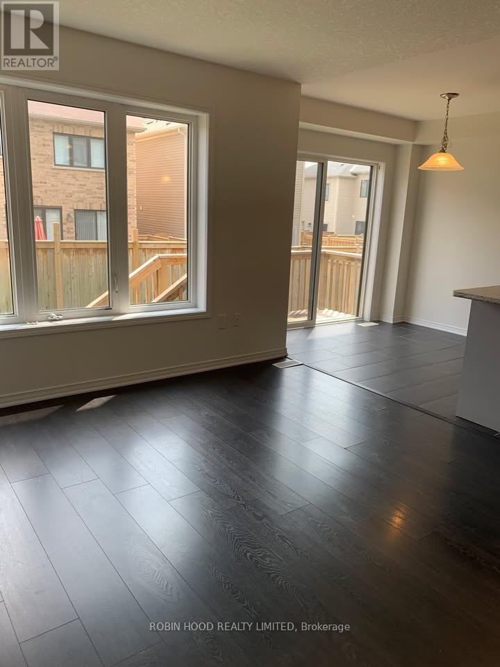 18 Cromarty Avenue, Haldimand, Ontario  N3W 0B6 - Photo 7 - X12766632