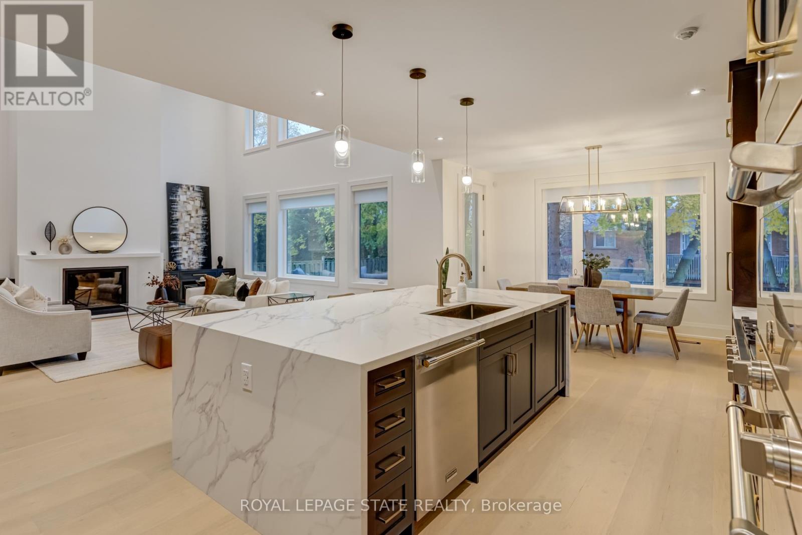 102 Cumming Court, Hamilton, Ontario  L9G 1V3 - Photo 13 - X12766668