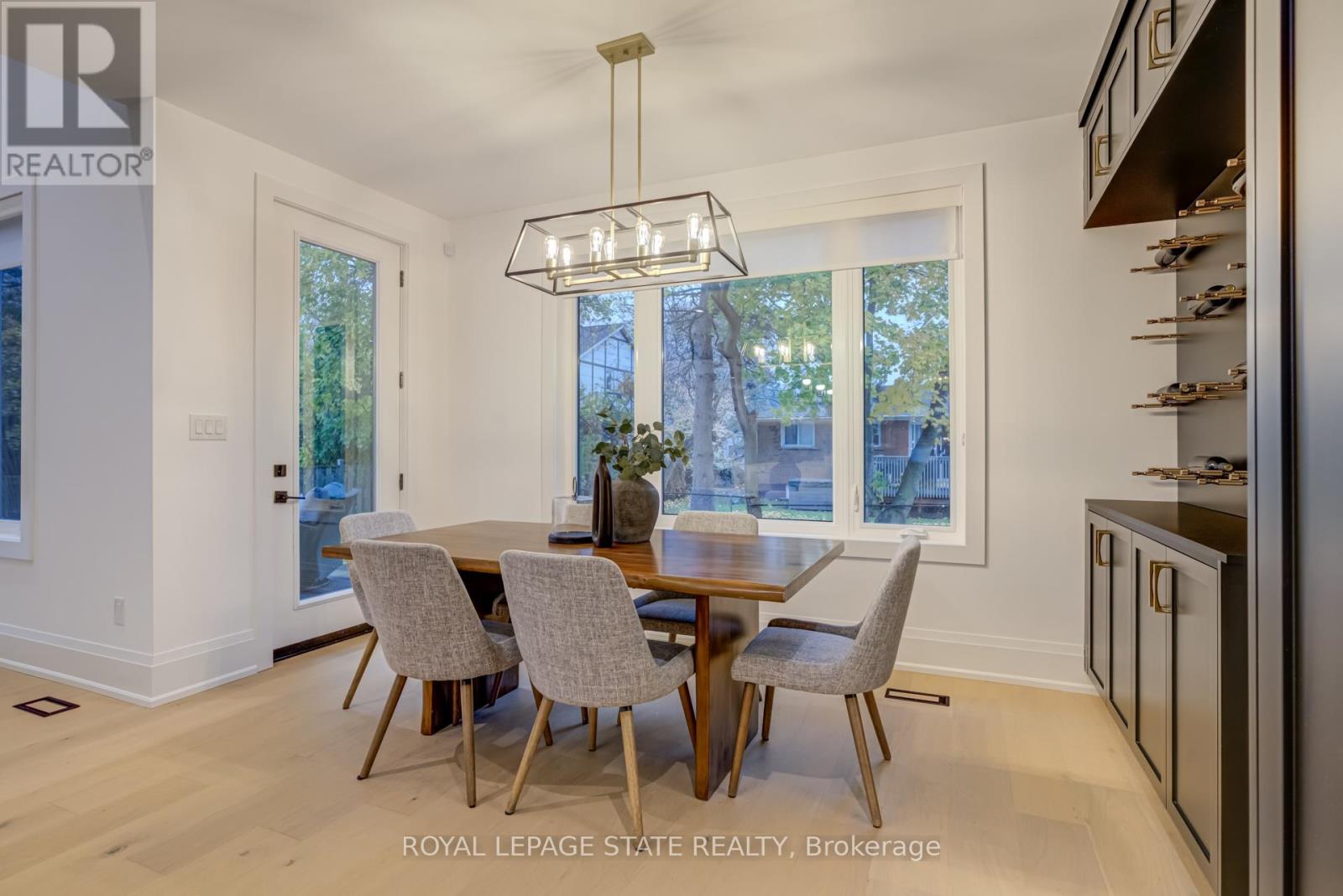 102 Cumming Court, Hamilton, Ontario  L9G 1V3 - Photo 14 - X12766668