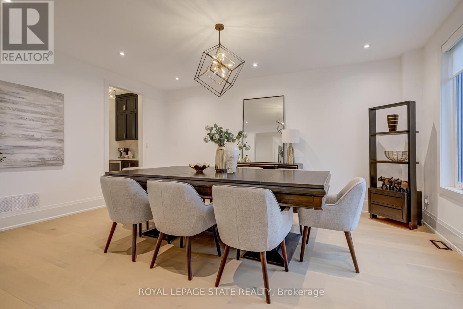 102 Cumming Court, Hamilton, Ontario  L9G 1V3 - Photo 17 - X12766668