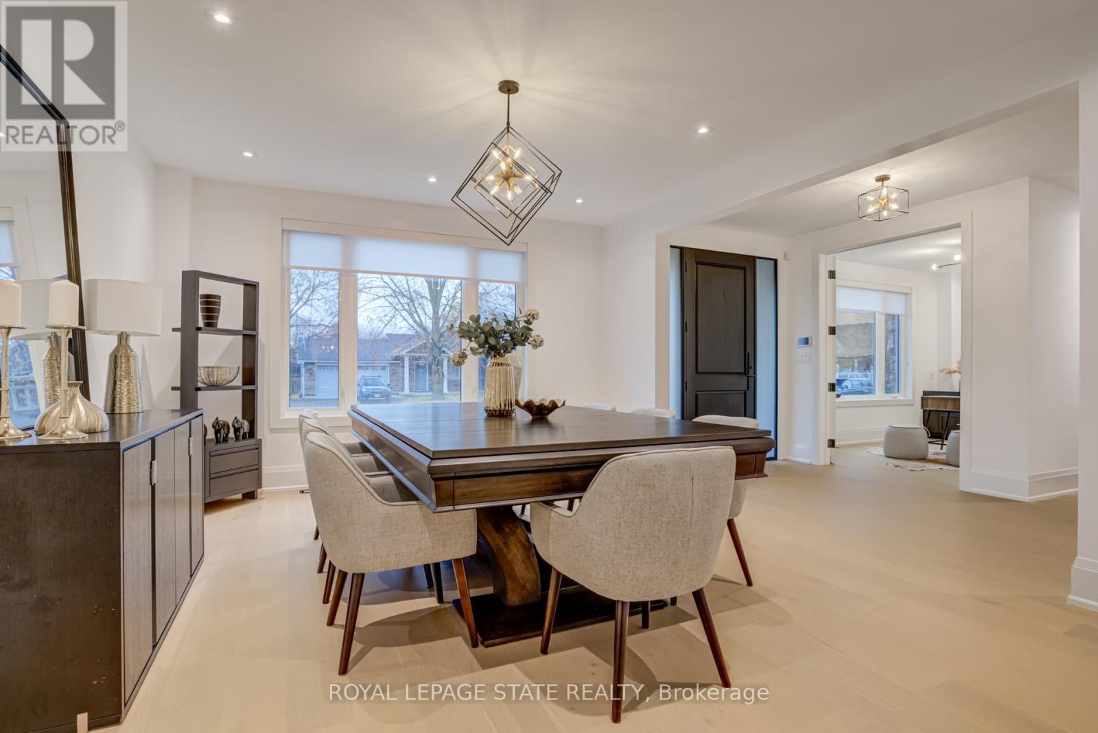 102 Cumming Court, Hamilton, Ontario  L9G 1V3 - Photo 19 - X12766668