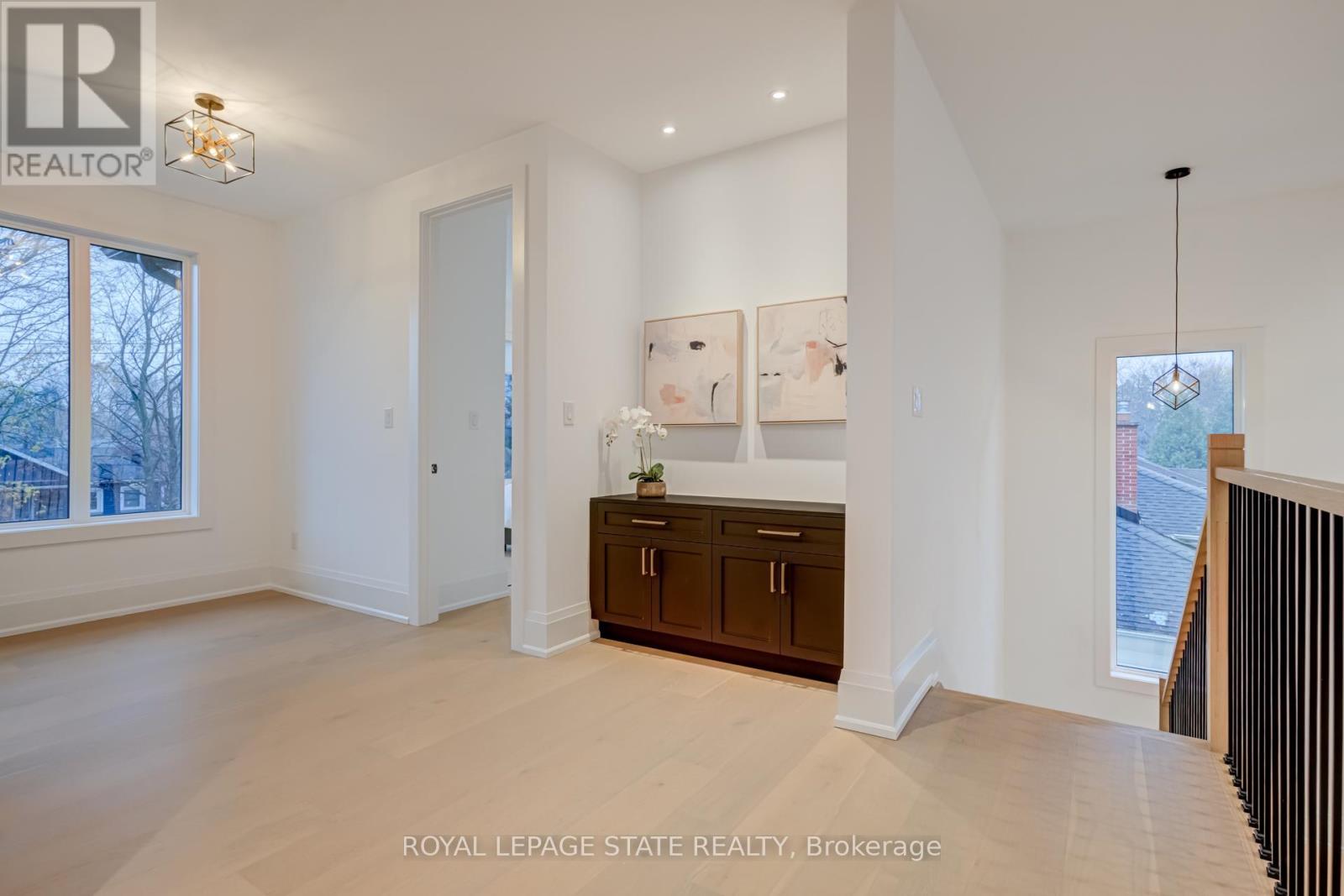 102 Cumming Court, Hamilton, Ontario  L9G 1V3 - Photo 33 - X12766668