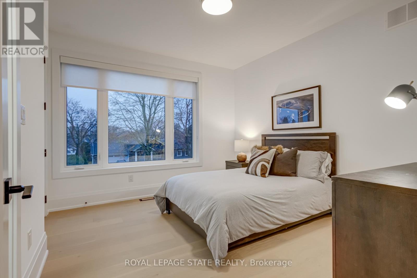 102 Cumming Court, Hamilton, Ontario  L9G 1V3 - Photo 34 - X12766668