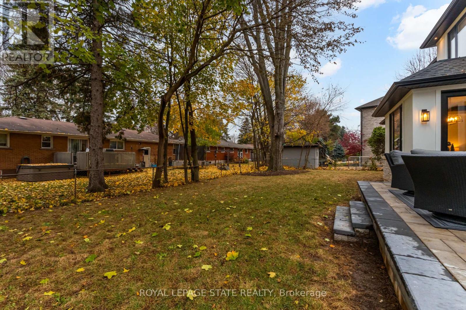 102 Cumming Court, Hamilton, Ontario  L9G 1V3 - Photo 47 - X12766668