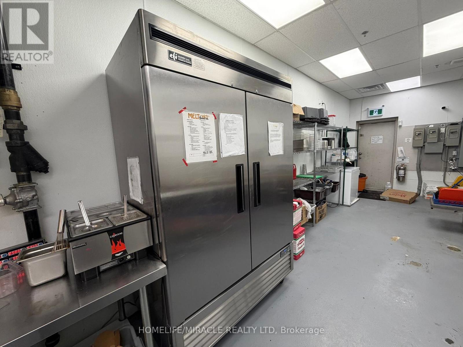 12 - 218 Silvercreek Parkway N, Guelph, Ontario  N1H 8E8 - Photo 13 - X12766678