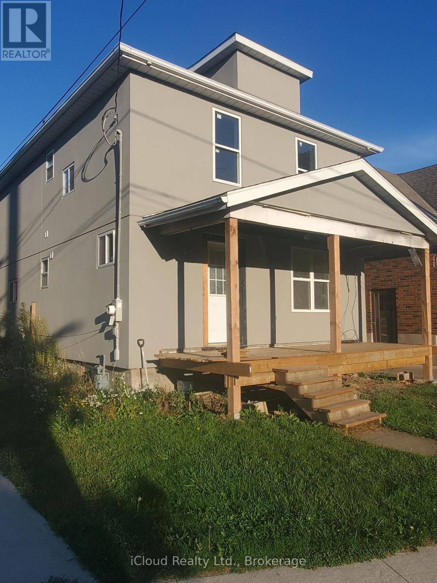 62 CURRIE STREET, St. Catharines, Ontario