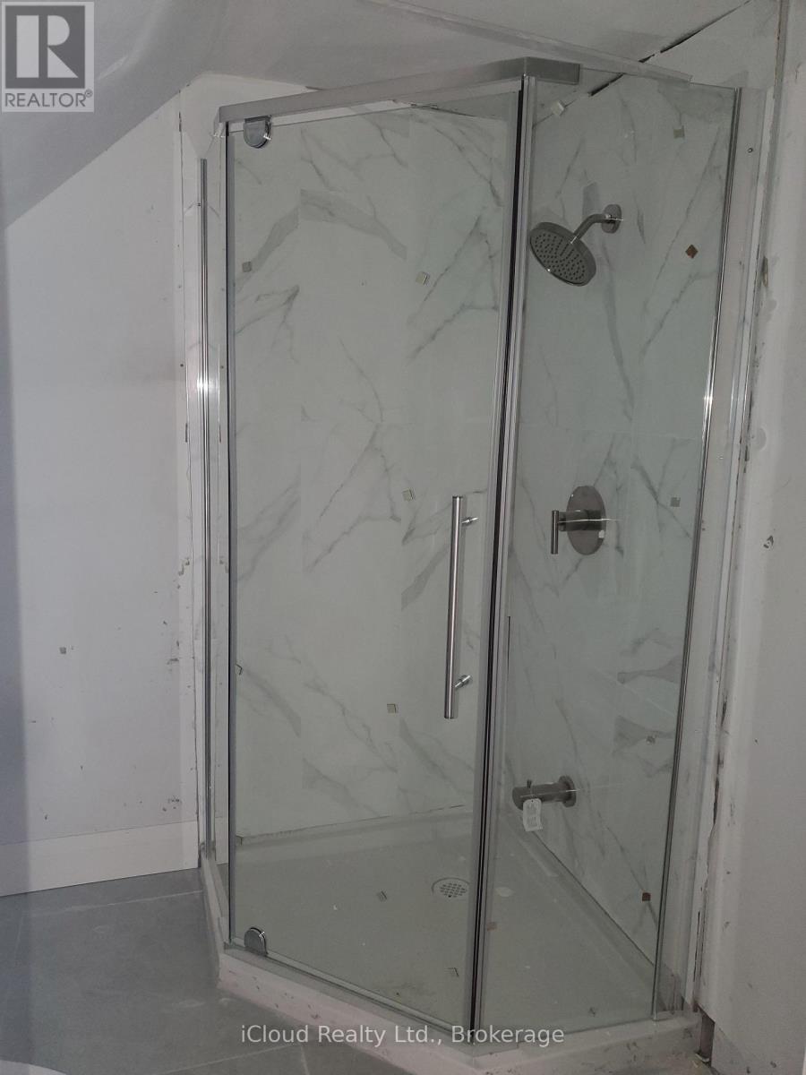 62 Currie Street, St. Catharines, Ontario  L2M 5M8 - Photo 9 - X12766688