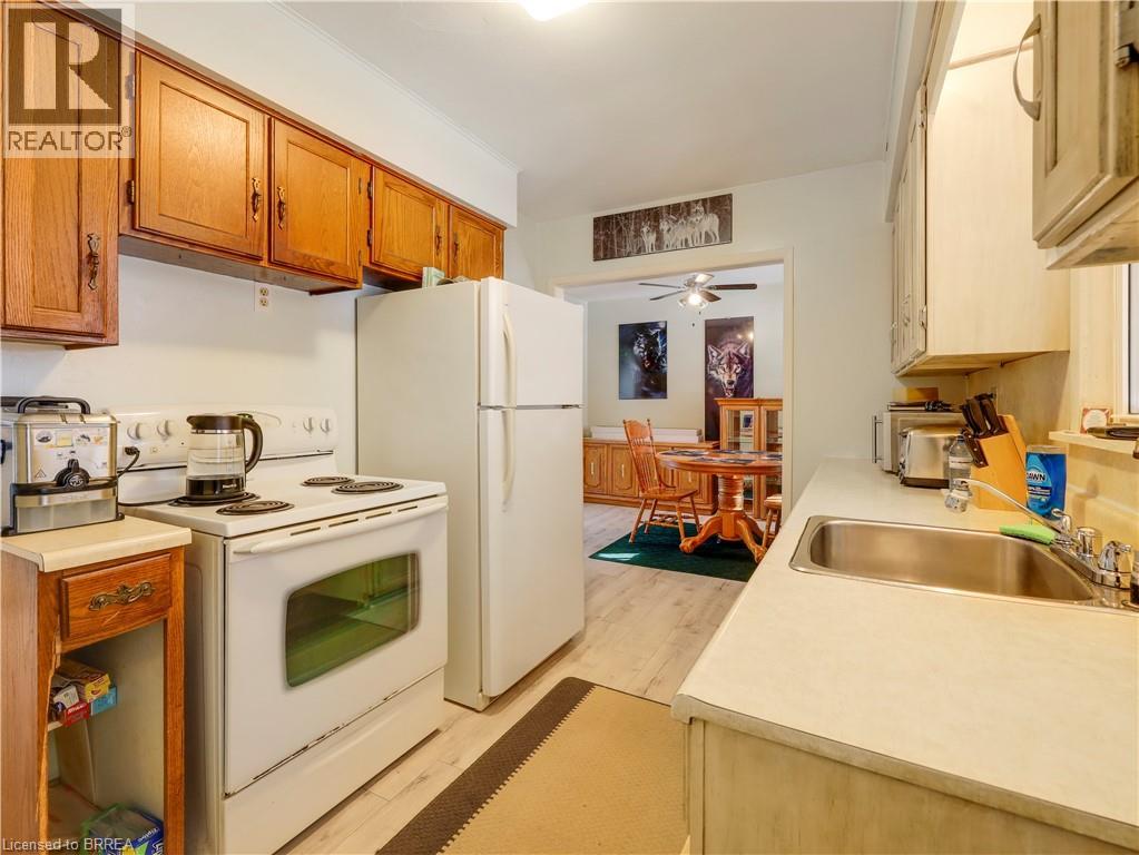 389 Grey Street, Brantford, Ontario  N3S 4X6 - Photo 10 - 40801981