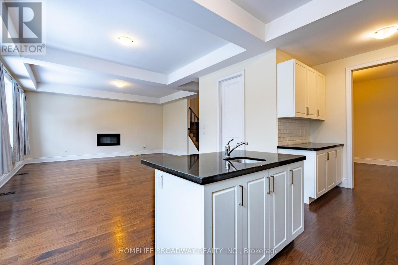 166 Conklin Crescent, Aurora, Ontario  L4G 0Z2 - Photo 16 - N12766446